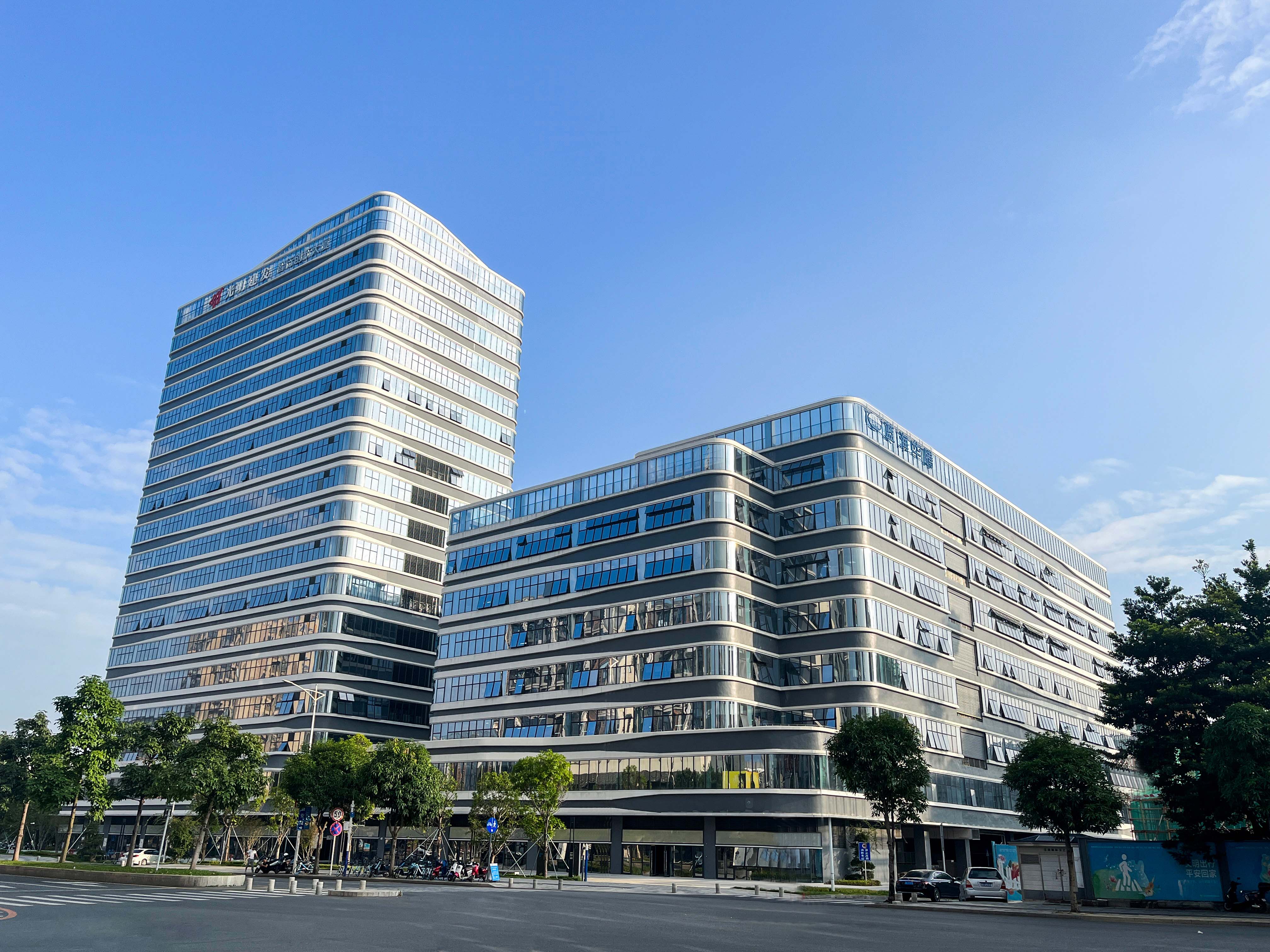 雅博app官网登录入口新注册《V6-H系列eVTOL电动力系统控制器软件V1.00》项目的软件著作权：引领未来出行的新篇章！