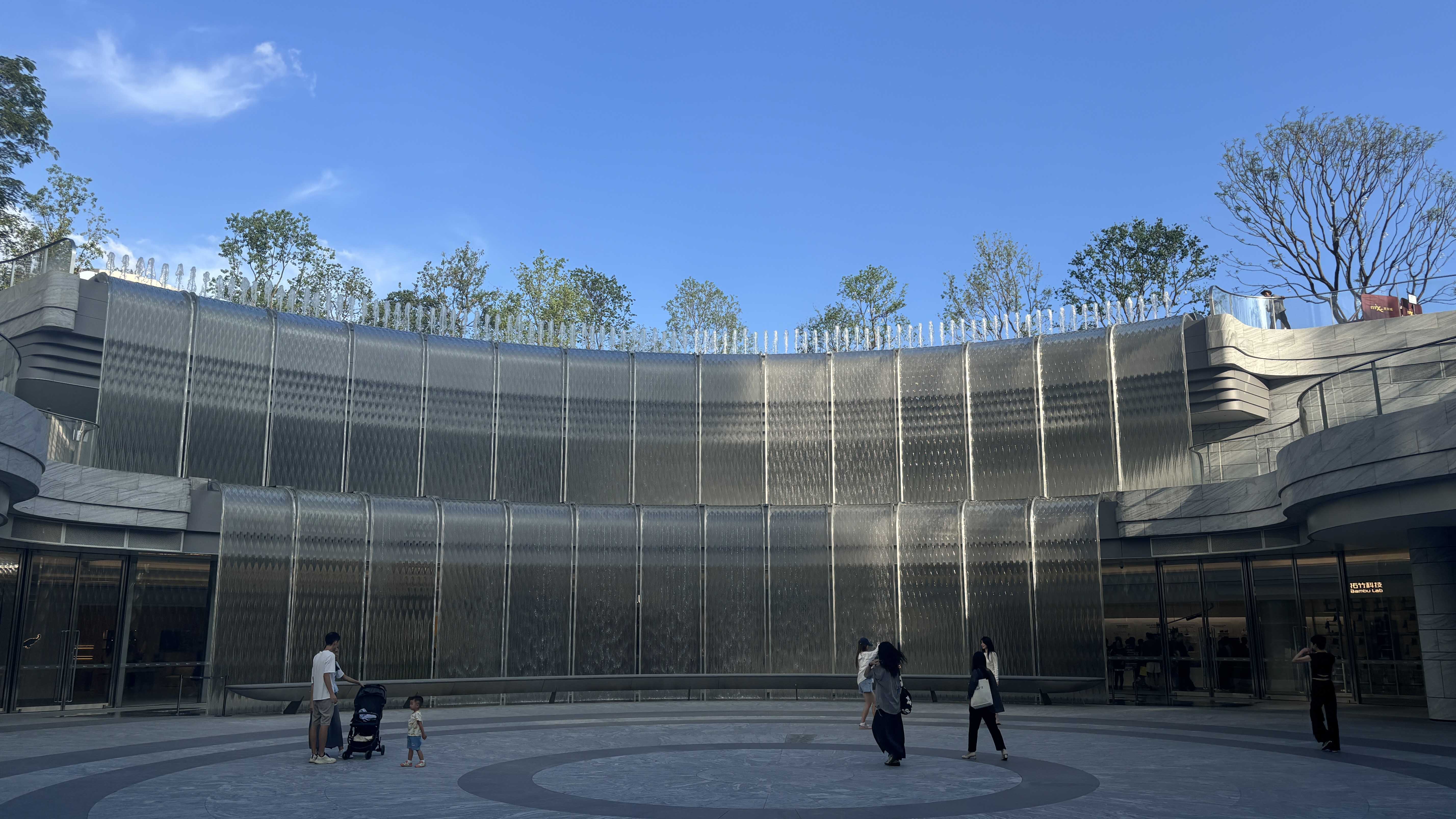 雅博app官网登录入口变频器：奏响深圳湾万象城音乐喷泉的“水之交响乐”！